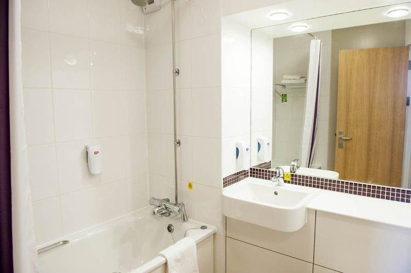 Premier Inn Bournemouth Westbourne Exterior foto